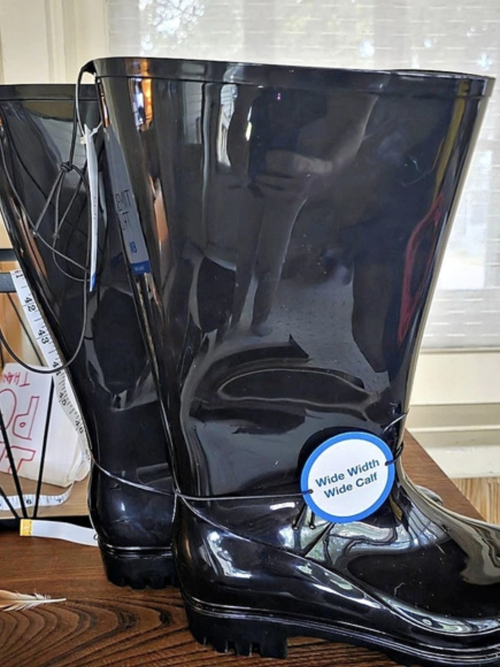 Time and Tru Wide Width Rain Boot Black US 8W
